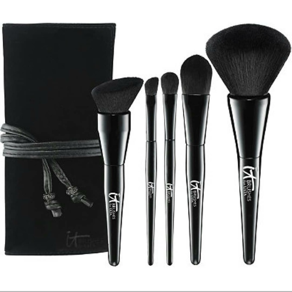 IT BRUSHES Face & Eye Essentials velvet 5 Pc Set